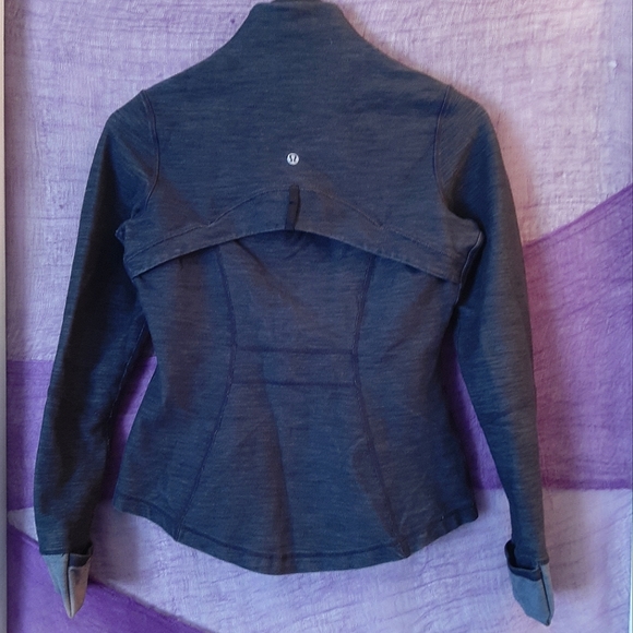 Sweater - Picture 2 of 4